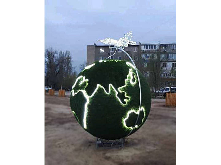Топиари Земной шар Топиари Земной шар